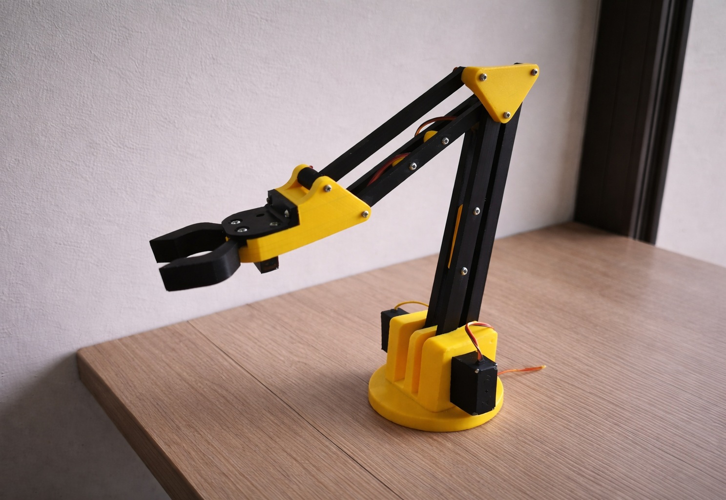 Omni Dynamics - Brazo Vista Final